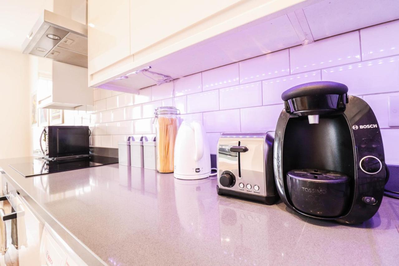 Modern & Spacious 1 Bedroom Clapham Junction Flat London Exterior photo